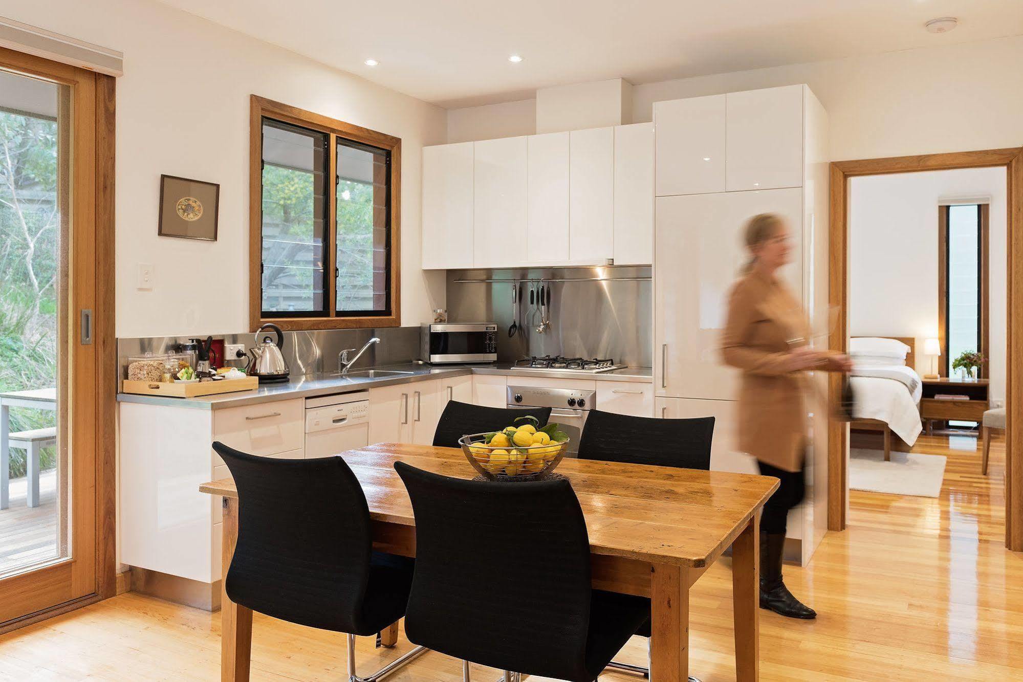 Cladich Pavilions Bed And Breakfast Aldgate Bagian luar foto